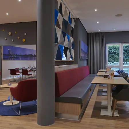 מלון Express Cologne By Ihg