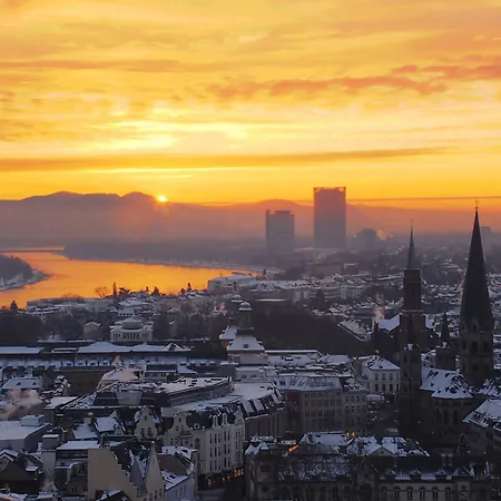 Express Cologne By Ihg מלון טרויסדורף