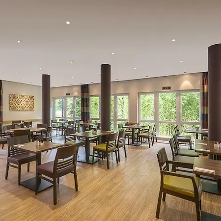 Express Cologne By Ihg טרויסדורף