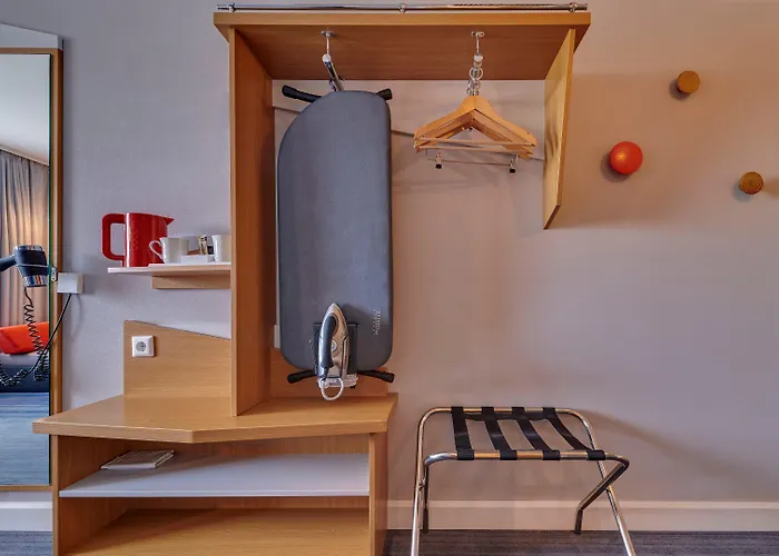 Express Cologne By Ihg Hotel 3*