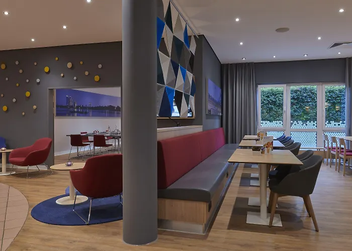 Hotel Express Cologne By Ihg