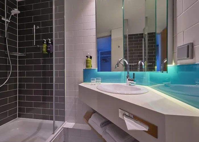 Express Cologne By Ihg 3*