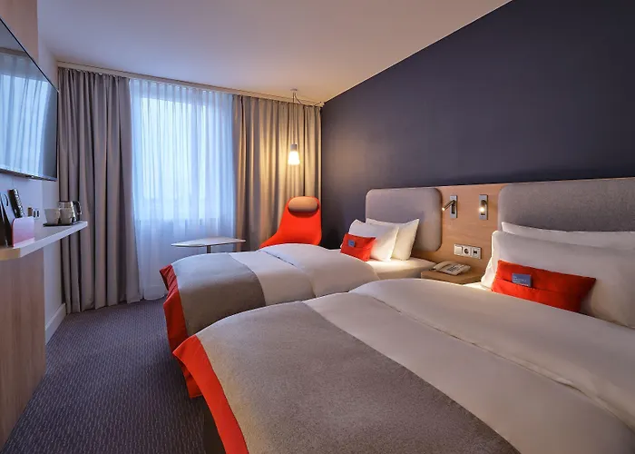 Express Cologne By Ihg Hotel 3*