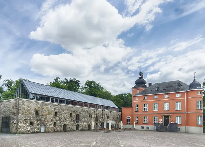 Hotel Express Cologne By Ihg